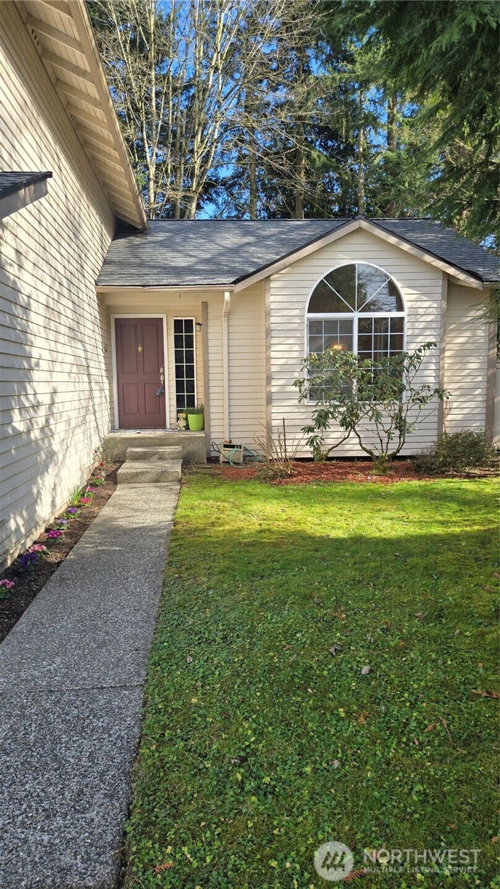 Photo of 4406 143rd Place SW, Lynnwood, WA 98087 (MLS # 2329655)