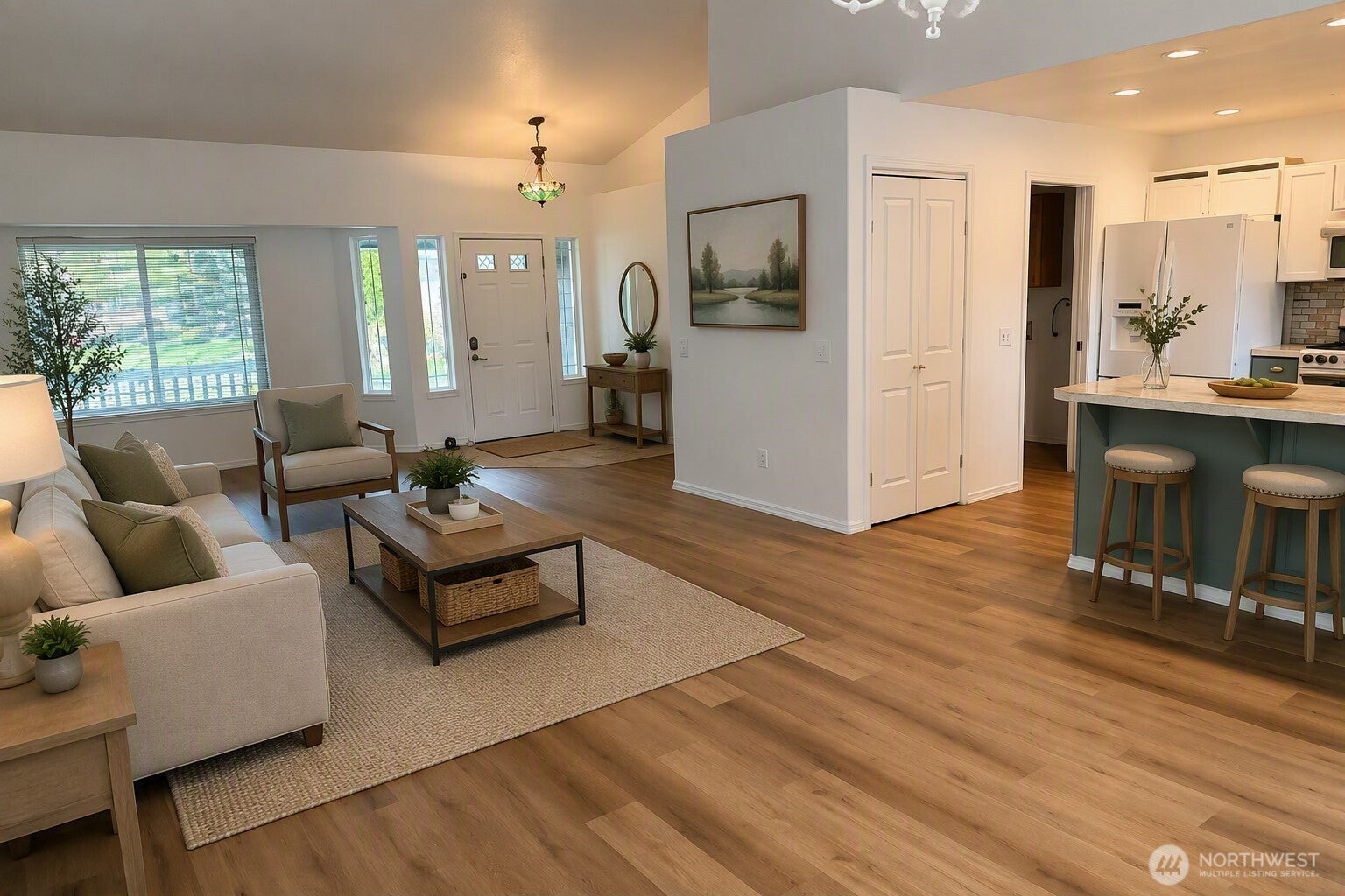 1605 N Bluegrass Lane