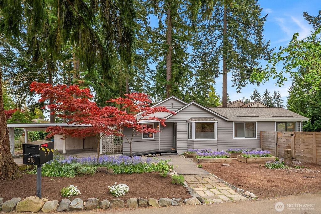 Photo of 215 NW 130th Street, Seattle, WA 98177 (MLS # 2515457)