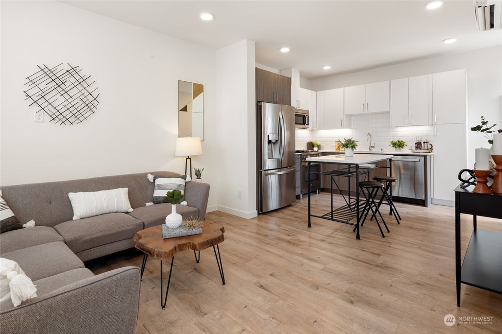 Photo of 437 D NE 73rd Street, Seattle, WA 98115 (MLS # 2296750)