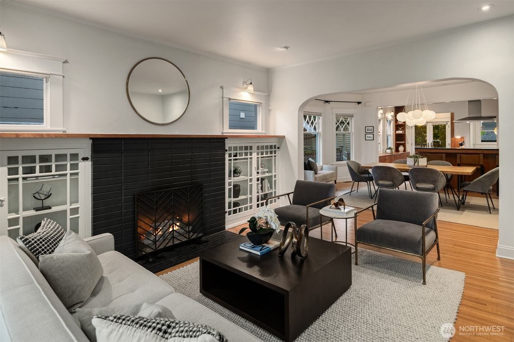 Photo of 1807 11th Avenue W, Seattle, WA 98119 (MLS # 2463165)