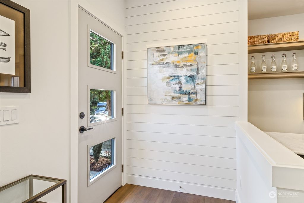 Photo of 127 29th Avenue, Seattle, WA 98122 (MLS # 2178891)