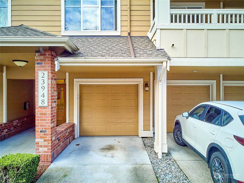Photo of 23948 NE 115th Lane #202, Redmond, WA 98053 (MLS # 2309282)