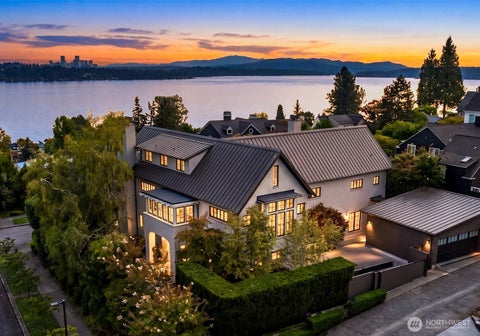 Photo of 3825 E Highland Drive, Seattle, WA 98112 (MLS # 2587686)