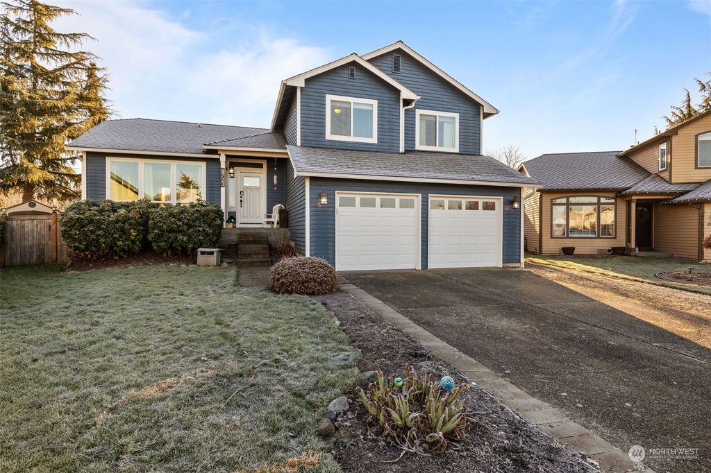 Photo of 6723 57th Drive NE, Marysville, WA 98270 (MLS # 2318731)