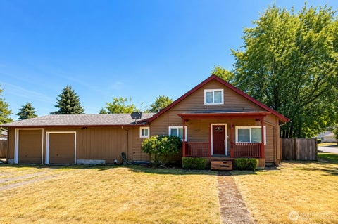 Photo of 5502 27th Street NE, Tacoma, WA 98422 (MLS # 2572282)