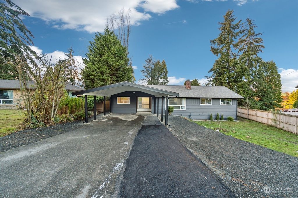 Photo of 3202 S 186th Street, SeaTac, WA 98188 (MLS # 2313745)