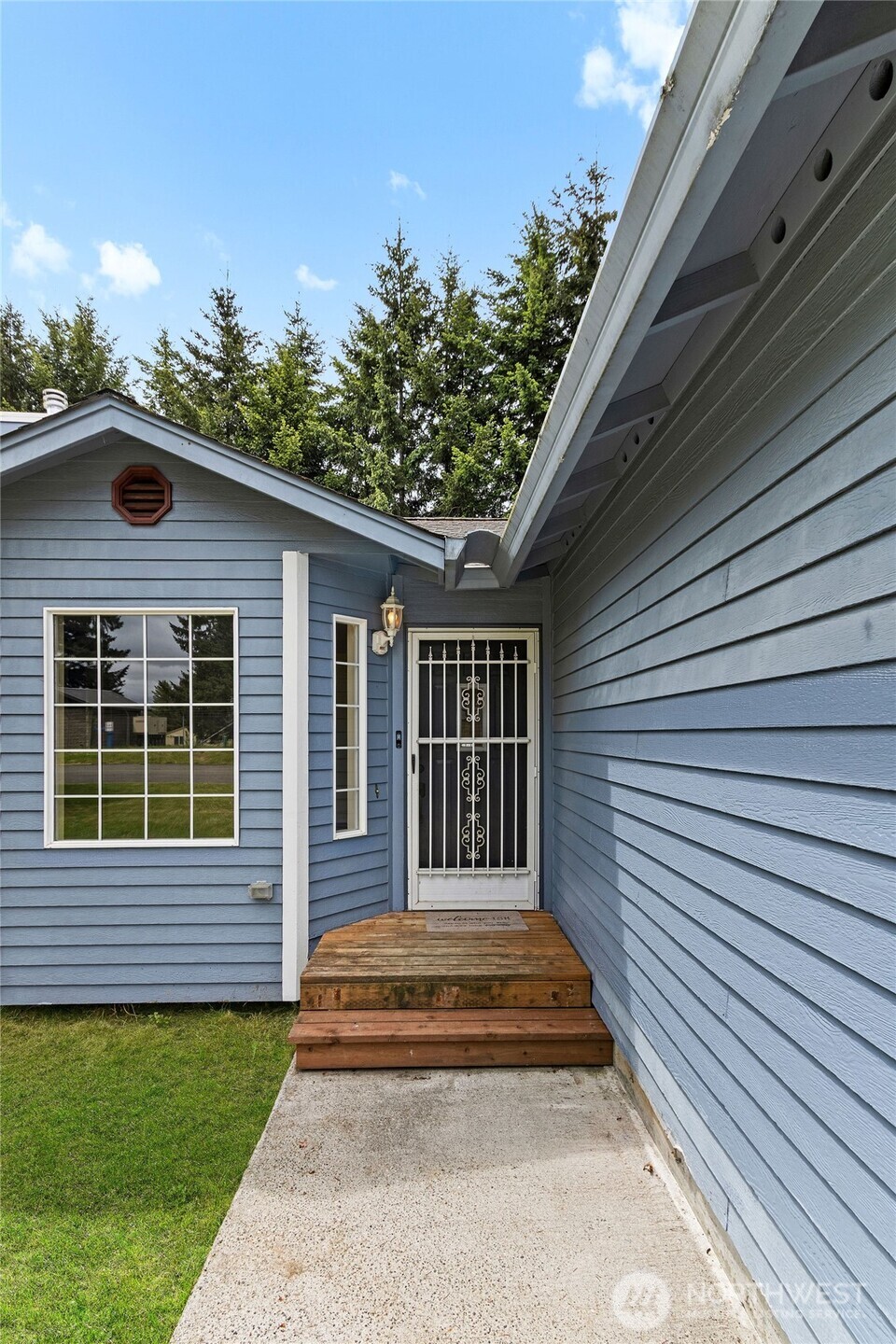 218 Saint Helens Way
