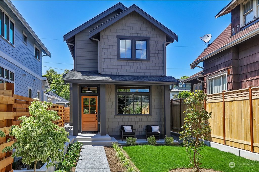 Photo of 2135 6th Avenue W #2, Seattle, WA 98119 (MLS # 2248425)