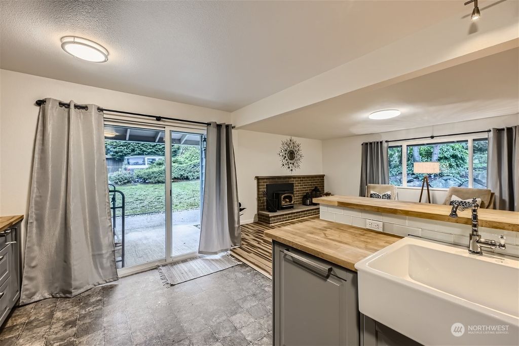 Photo of 504 214 Street SW #23A, Bothell, WA 98021 (MLS # 2187321)