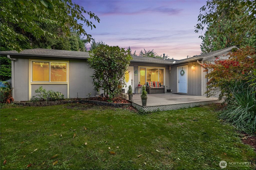 Photo of 17654 86th Avenue NE, Bothell, WA 98011 (MLS # 2405474)