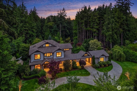 Photo of 9233 255th Avenue NE, Redmond, WA 98053 (MLS # 2575251)
