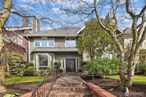 Photo of 928 17th Avenue E, Seattle, WA 98112 (MLS # 2489314)