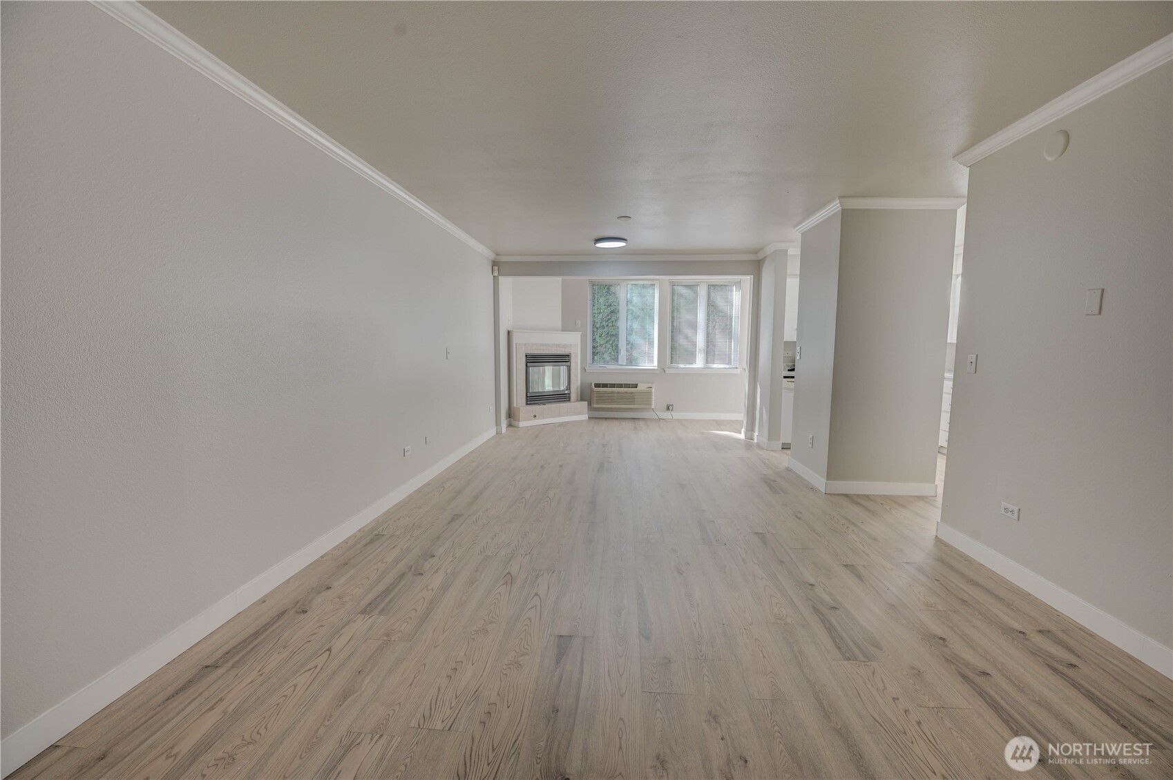 440 St Helens Avenue 209