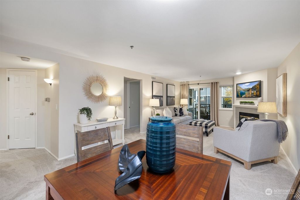 Photo of 250 NW Dogwood Street #E202, Issaquah, WA 98027 (MLS # 2305093)