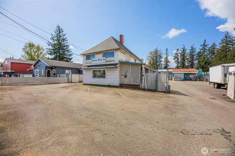 1063 Beach Avenue Marysville WA 98290