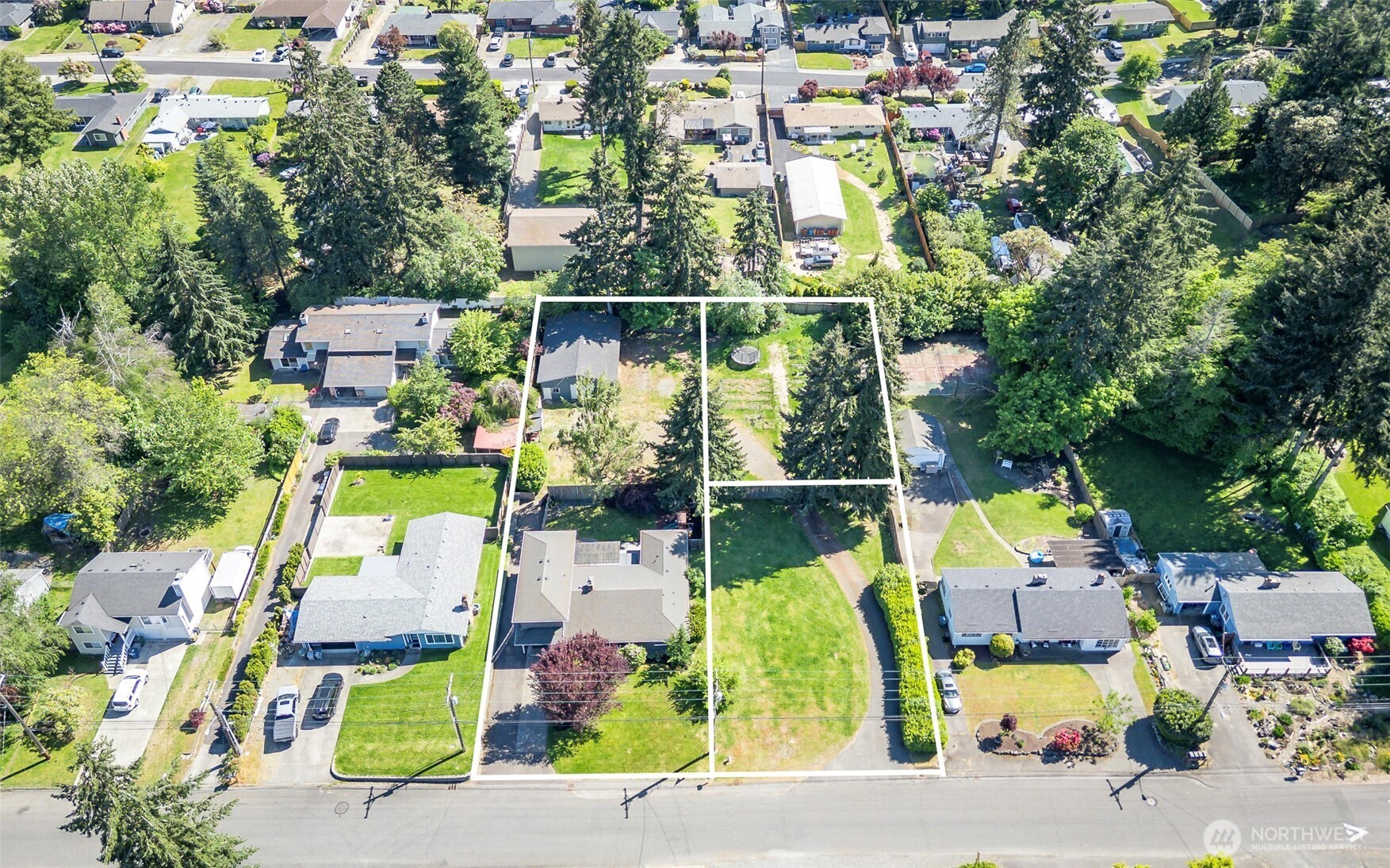 8906 35th Street W
