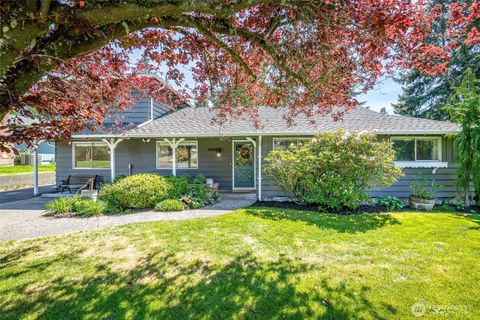 Photo of 8906 35th Street W, University Place, WA 98466 (MLS # 2520969)