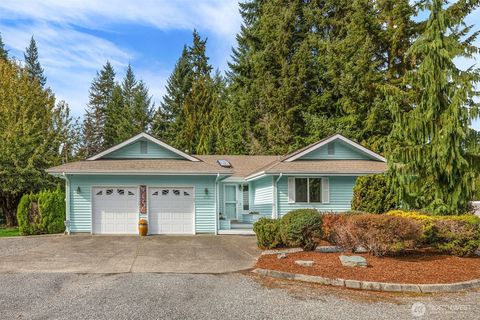 Photo of 18016 Snohomish Avenue, Snohomish, WA 98296 (MLS # 2446437)