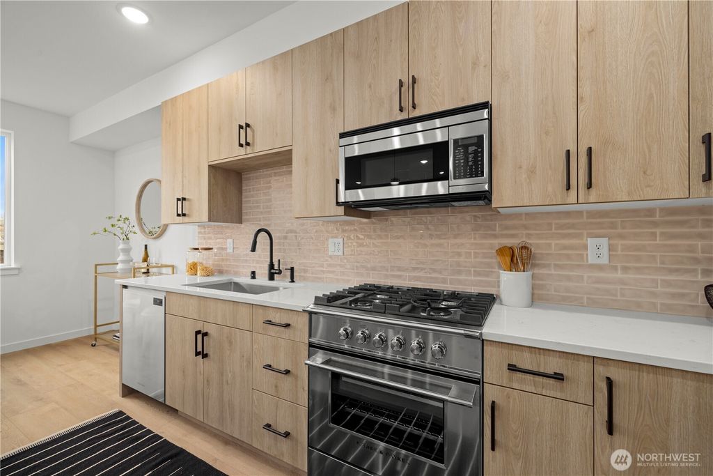 Photo of 6546 C Latona Avenue NE, Seattle, WA 98115 (MLS # 2488909)