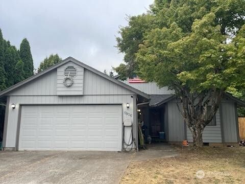 Photo of 6906 NE 90th Avenue, Vancouver, WA 98662 (MLS # 2412963)