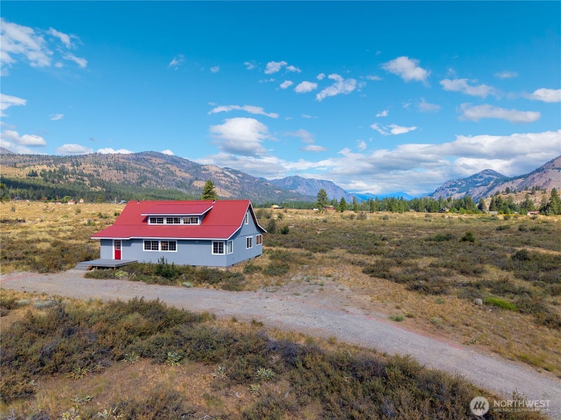 7 Arrowhead Road