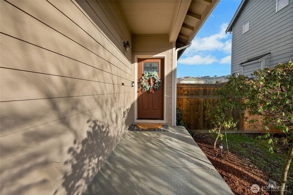 Photo of 385 Bruhn Lane N, Enumclaw, WA 98022 (MLS # 2481282)