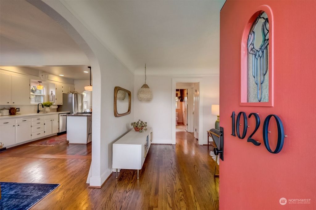 Photo of 1020 Colby Avenue, Everett, WA 98201 (MLS # 2197099)