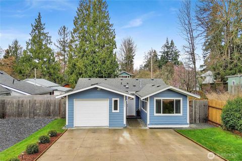 Photo of 3855 Fraser Street, Bellingham, WA 98229 (MLS # 2494812)