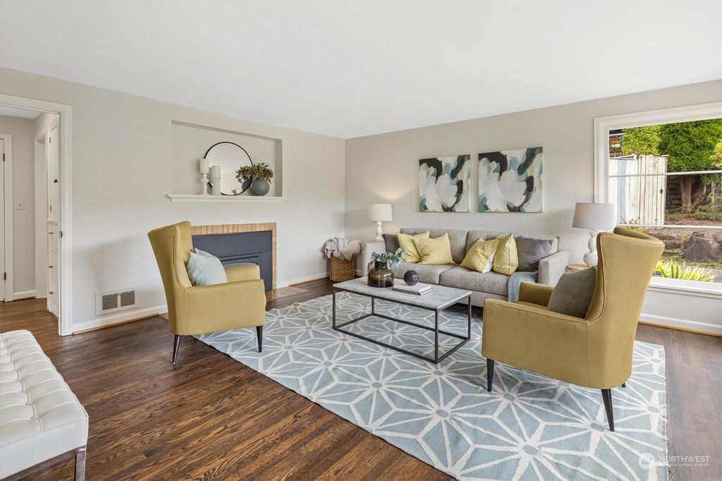 Photo of 8033 Corliss Avenue N, Seattle, WA 98103 (MLS # 2279803)