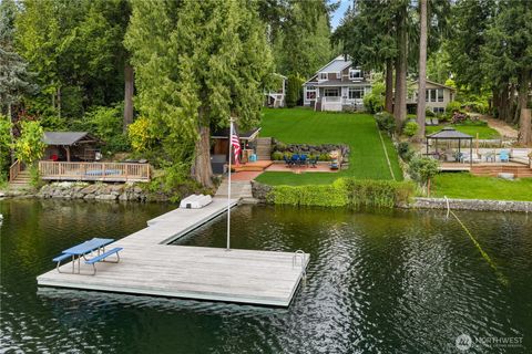 Photo of 21827 SE 20th Street, Sammamish, WA 98075 (MLS # 2509042)