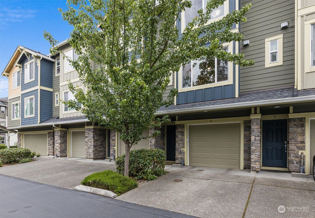 Photo of 13415 46th Avenue SE #4, Mill Creek, WA 98012 (MLS # 2127843)