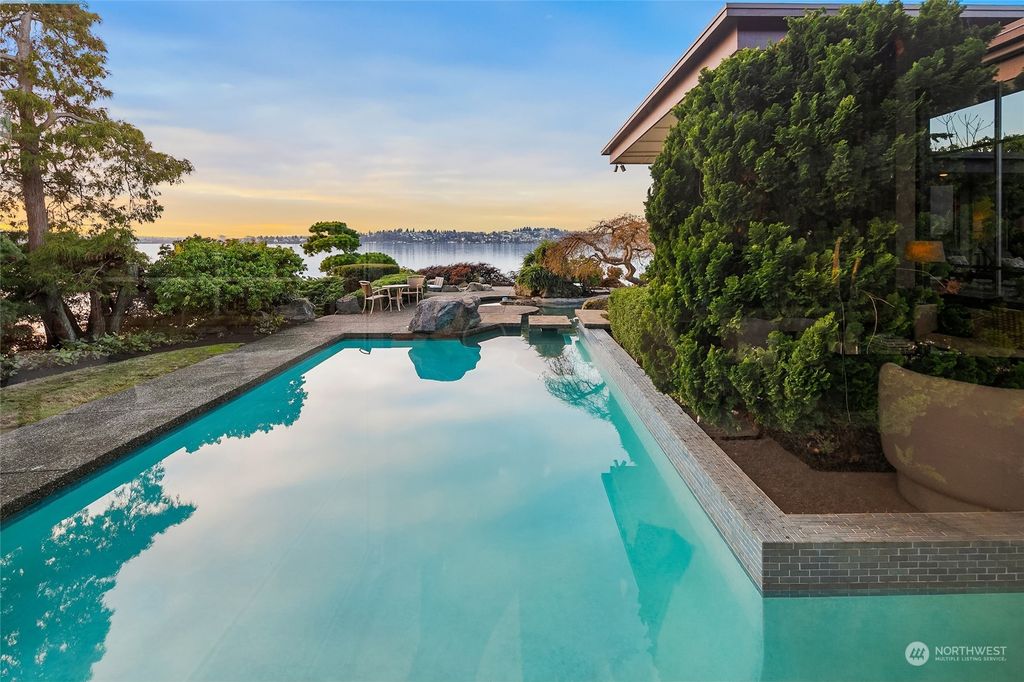 Photo of 3667 Fairweather Lane, Medina, WA 98039 (MLS # 2029941)