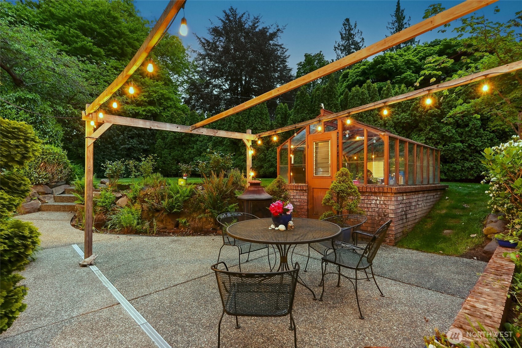 250 Heather Road