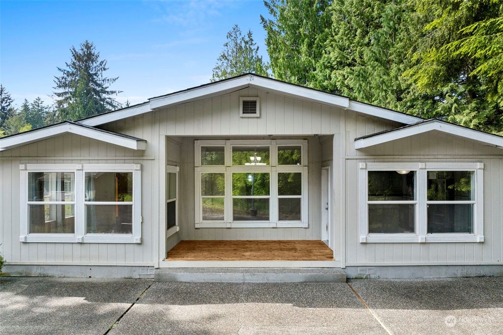 Photo of 28317 28th Avenue NW, Stanwood, WA 98292 (MLS # 2250926)