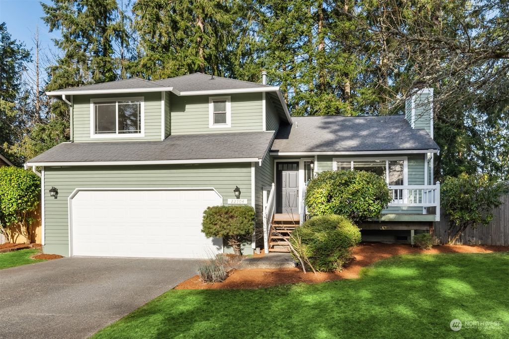 Photo of 22704 SE 273rd Street, Maple Valley, WA 98038 (MLS # 2325172)