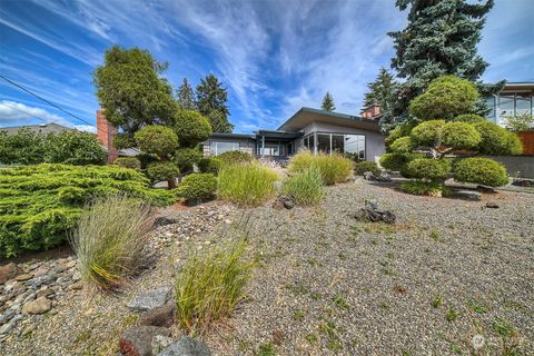 A home in Bremerton