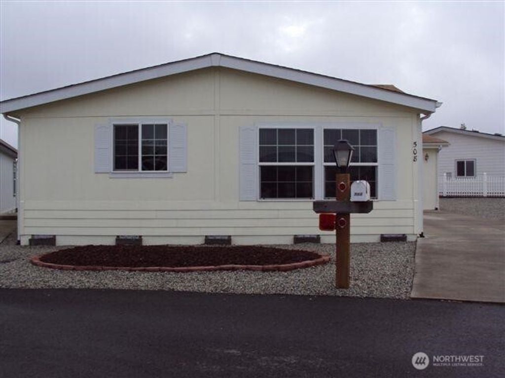 Photo of 508 N 7th Avenue, Sequim, WA 98382 (MLS # 2491245)