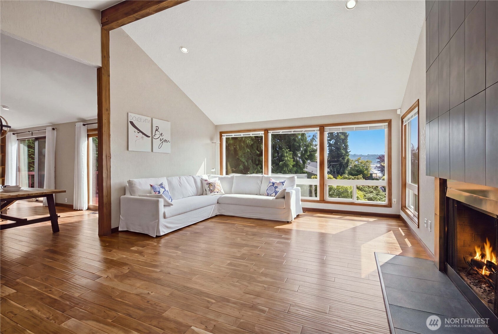 242 W Lake Sammamish Parkway SE