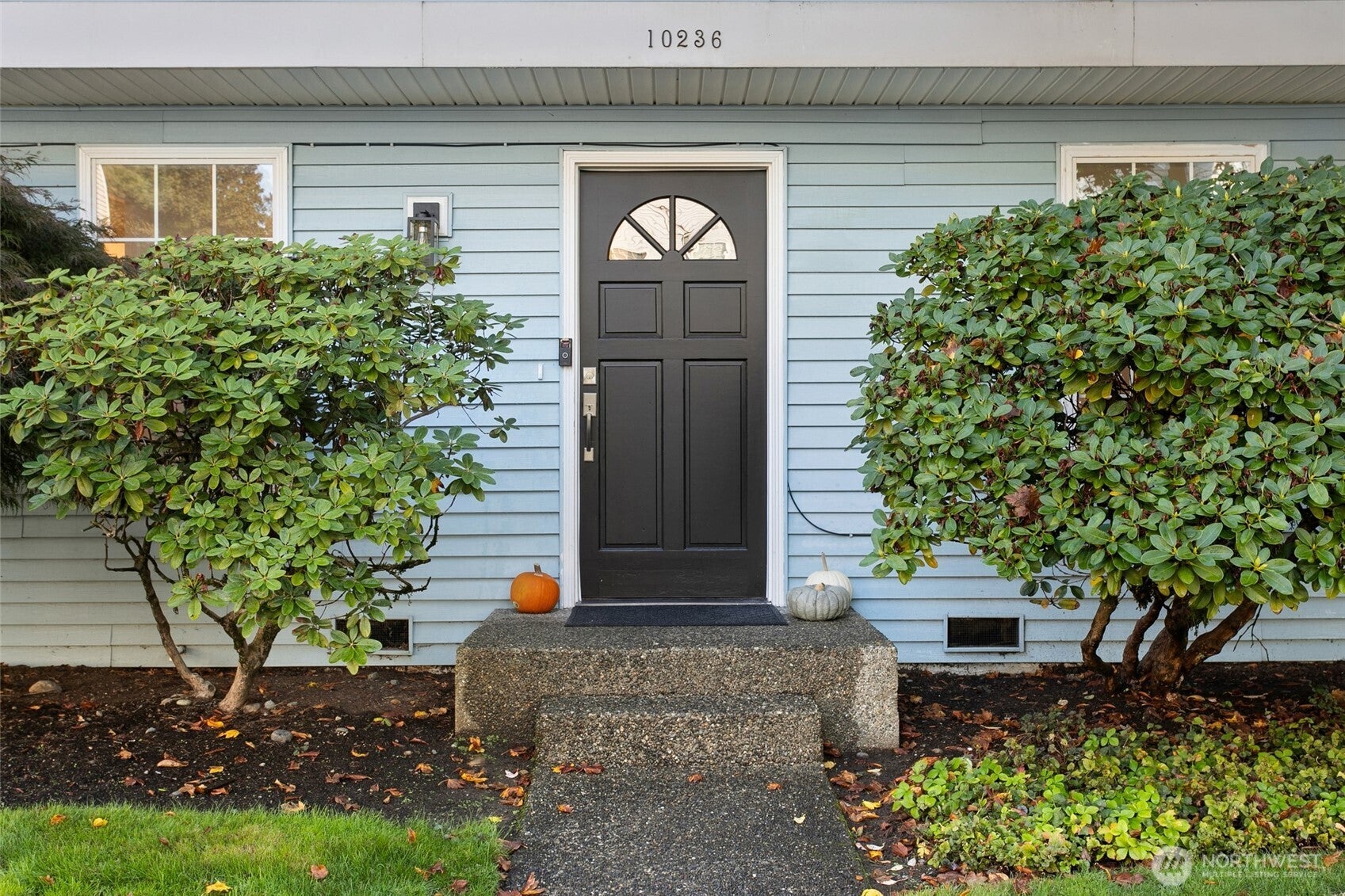 10236 NE 129th Lane