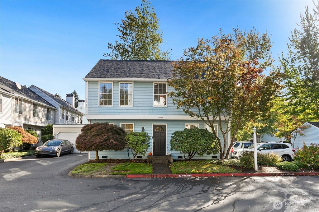 Photo of 10236 NE 129th Lane, Kirkland, WA 98034 (MLS # 2589004)