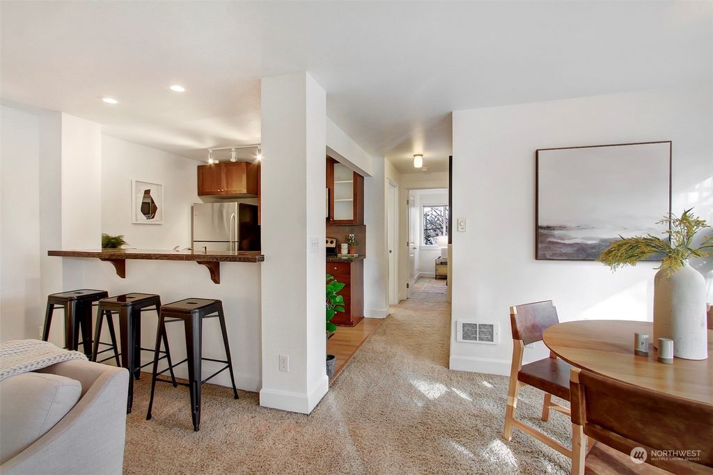 Photo of 300 N 130th Street #1206, Seattle, WA 98133 (MLS # 2206766)