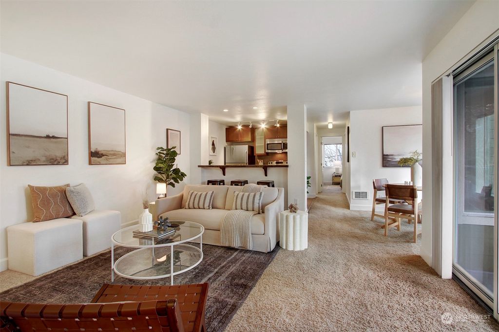 Photo of 300 N 130th Street #1206, Seattle, WA 98133 (MLS # 2206766)