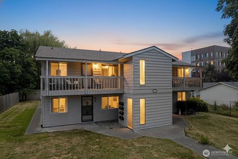 Photo of 2312 Orleans Street, Bellingham, WA 98229 (MLS # 2449566)