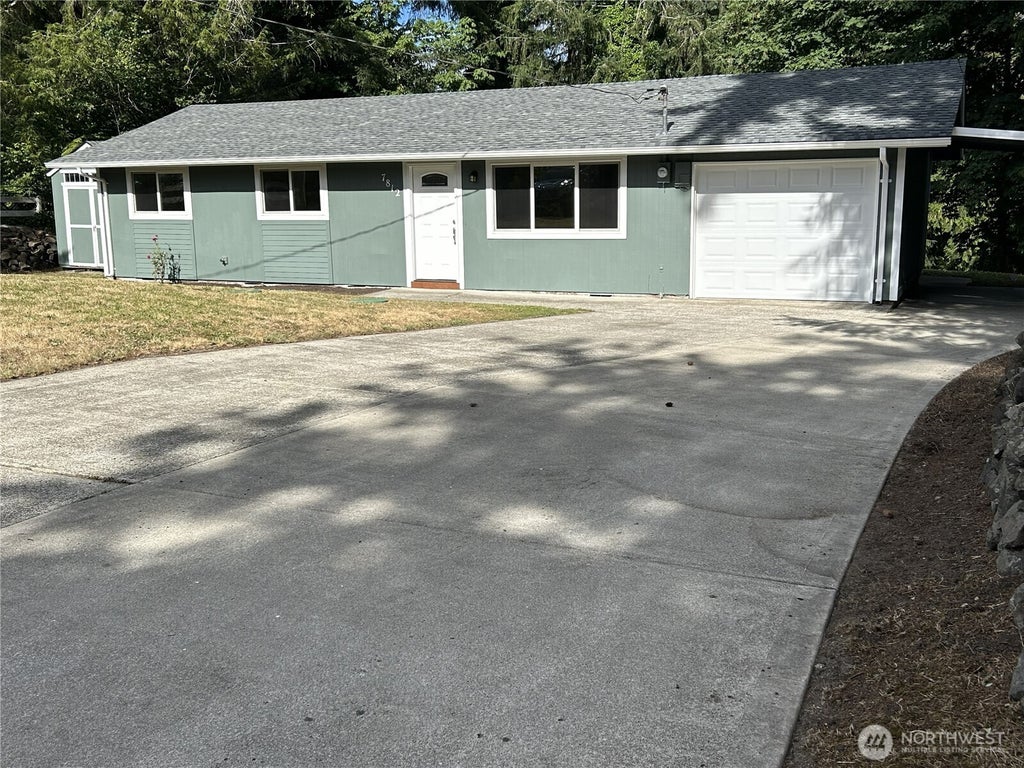 Photo of 7812 Greenridge Street SW, Olympia, WA 98512 (MLS # 2557003)