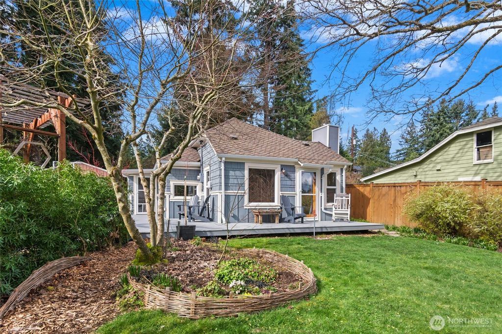 Photo of 14051 1st Avenue NW, Seattle, WA 98177 (MLS # 2490936)