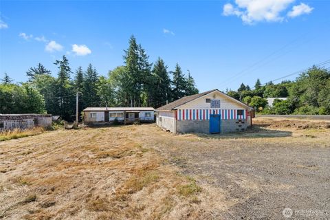 Photo of 1649 Larson Road, Raymond, WA 98577 (MLS # 2554389)