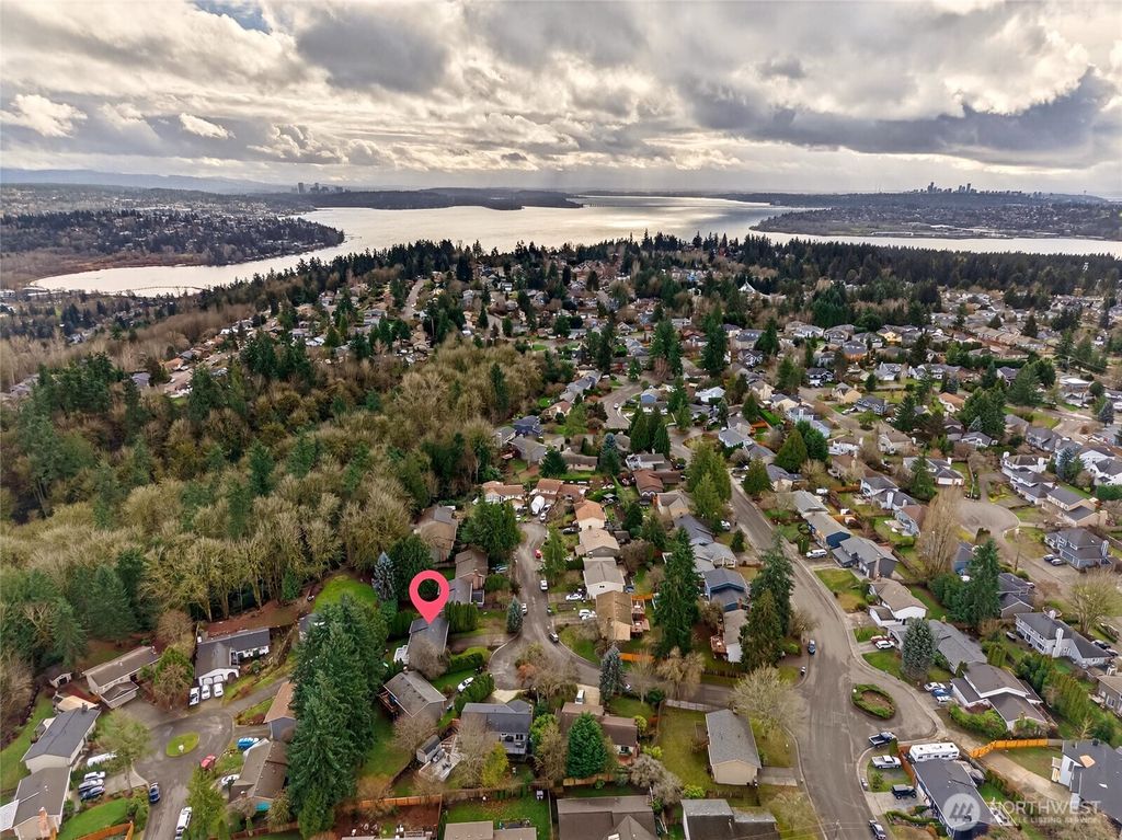 Photo of 13038 87th Place NE, Kirkland, WA 98034 (MLS # 2465279)