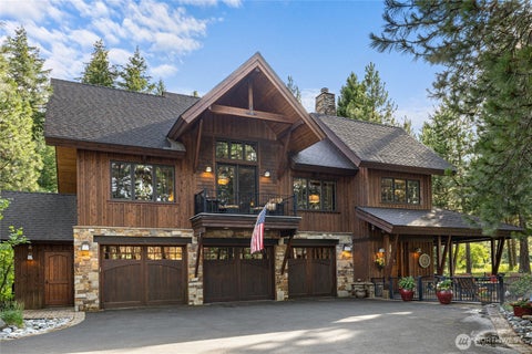 Photo of 1990 Ruby King Loop, Cle Elum, WA 98922 (MLS # 2546614)