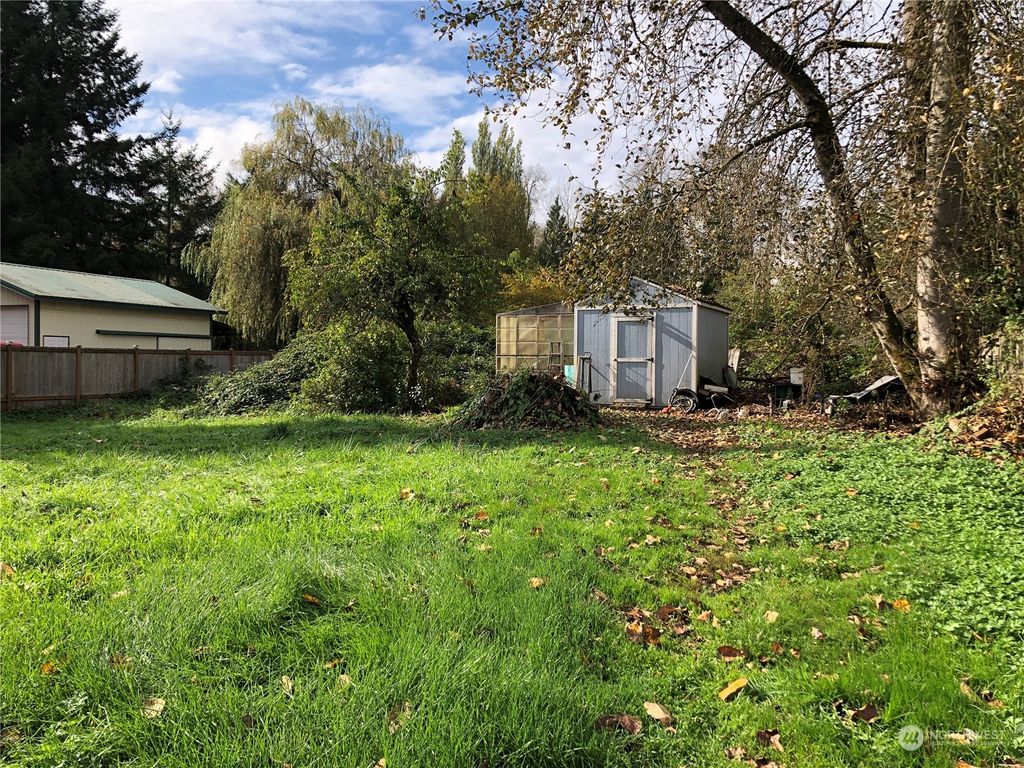 Photo of 432 Russell Road, Snohomish, WA 98290 (MLS # 2304707)